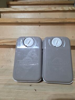 PetSafe Twin Programmable Pet Feeder in Light Taupe